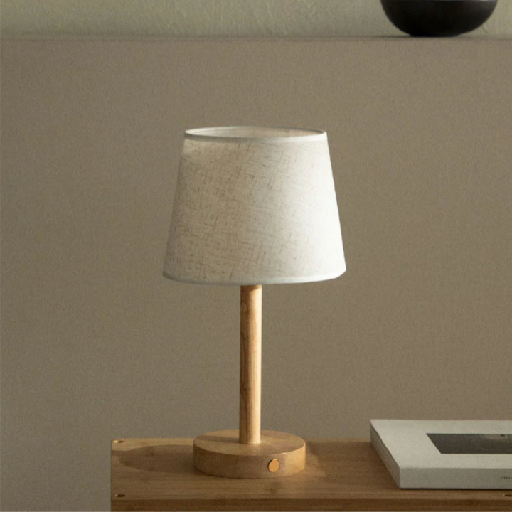 Wireless table lamp | LED lighting with contemporary design