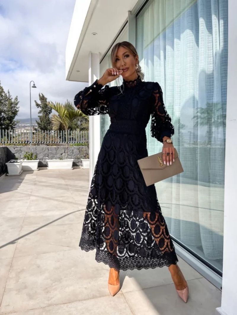 Linnea - Elegantes Spitzenkleid Mit Puffärmeln Und Hohem Kragen