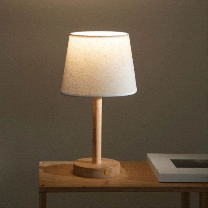 Wireless table lamp | LED lighting with contemporary design