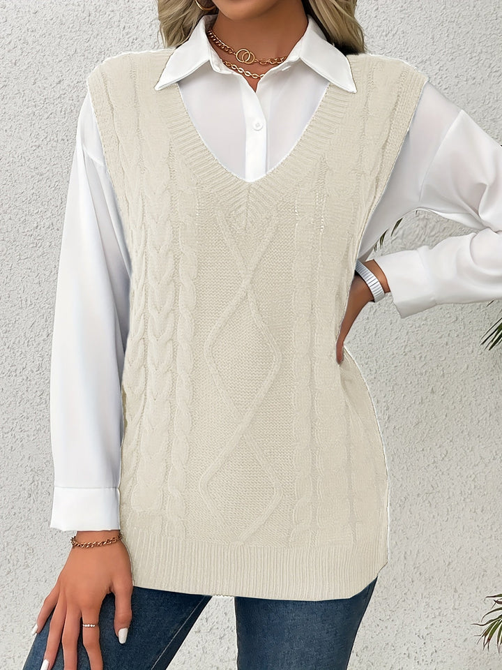 Colleen | Ärmelloser Zopfmuster-Pullover mit V-Ausschnitt - Image 16