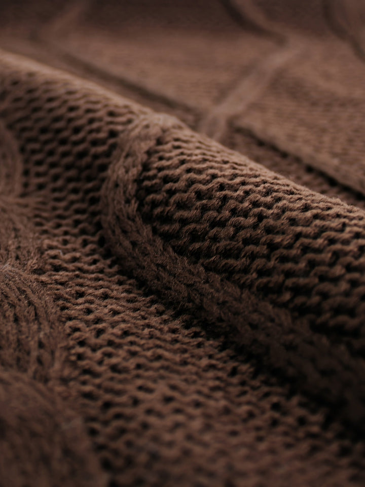 Colleen | Ärmelloser Zopfmuster-Pullover mit V-Ausschnitt - Image 32