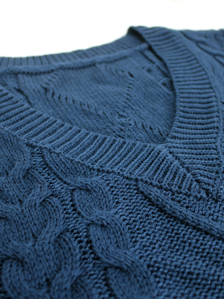Colleen | Ärmelloser Zopfmuster-Pullover mit V-Ausschnitt - Image 43