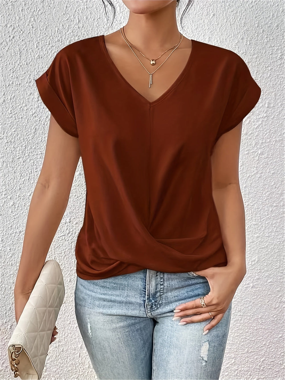 Cleo | Bequemes T-Shirt mit Sweetheart-Ausschnitt für den Alltag - Image 4