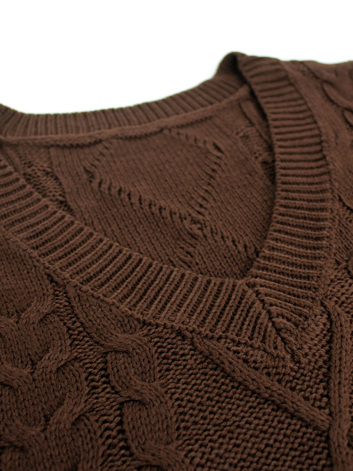 Colleen | Ärmelloser Zopfmuster-Pullover mit V-Ausschnitt - Image 31