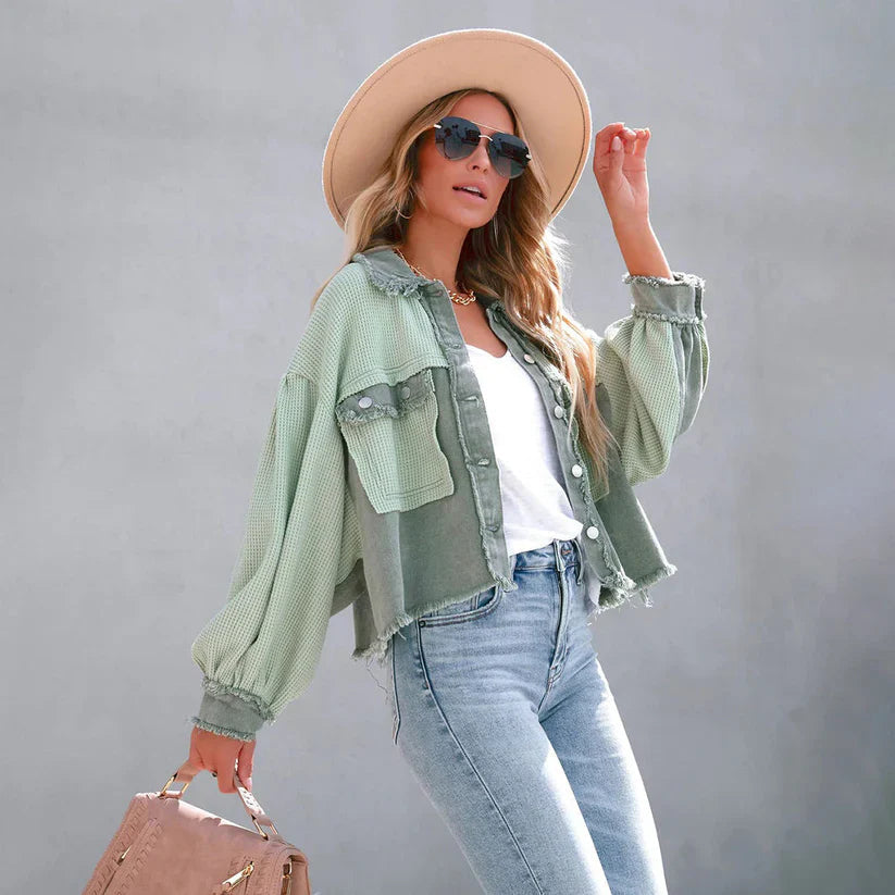Cropped Jacke Damen mit Ballonärmeln & Fransensaum – getaillierte kurze Jacke für den Casual-Look - Image 4