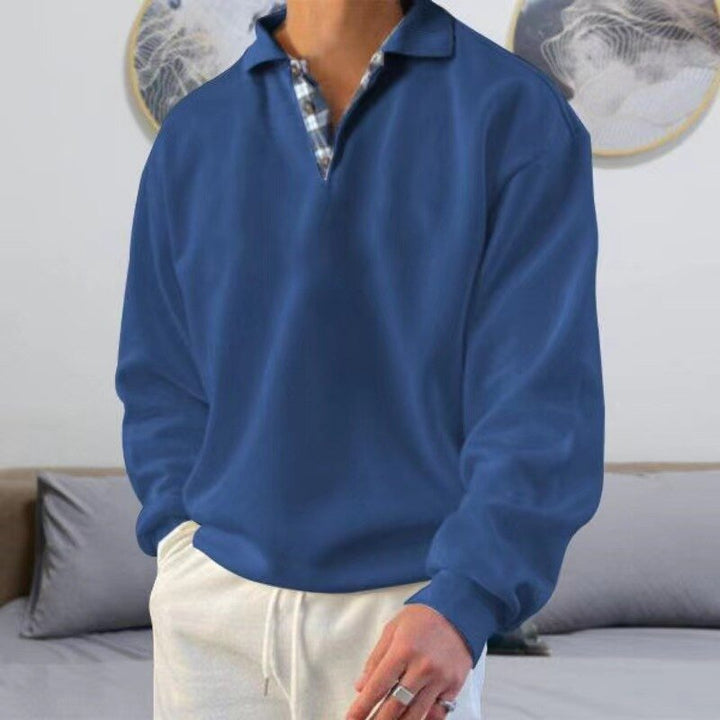 Herrenpullover mit Polokragen und bequemer Passform