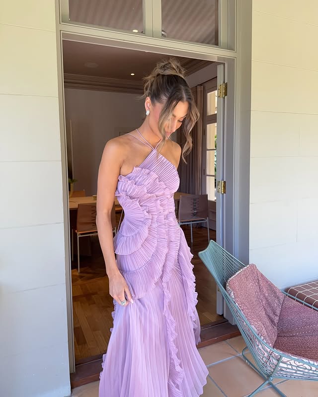 Emmara - Rüschen Maxi Kleid Halterneck
