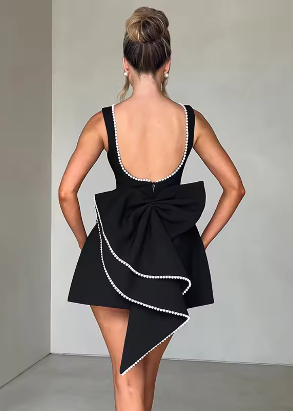 Arista - Perlenbesetztes Mini Kleid Elegant