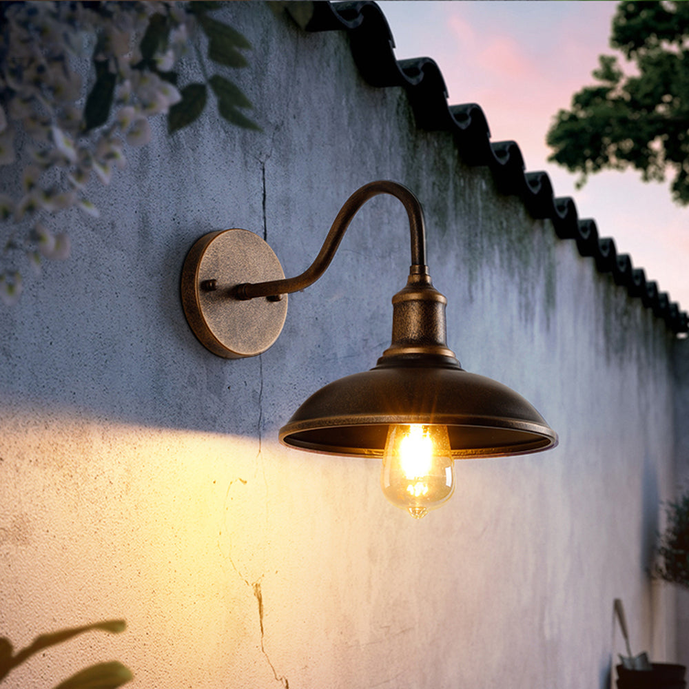 Outdoor wall lamp | Round bowl design in classic style