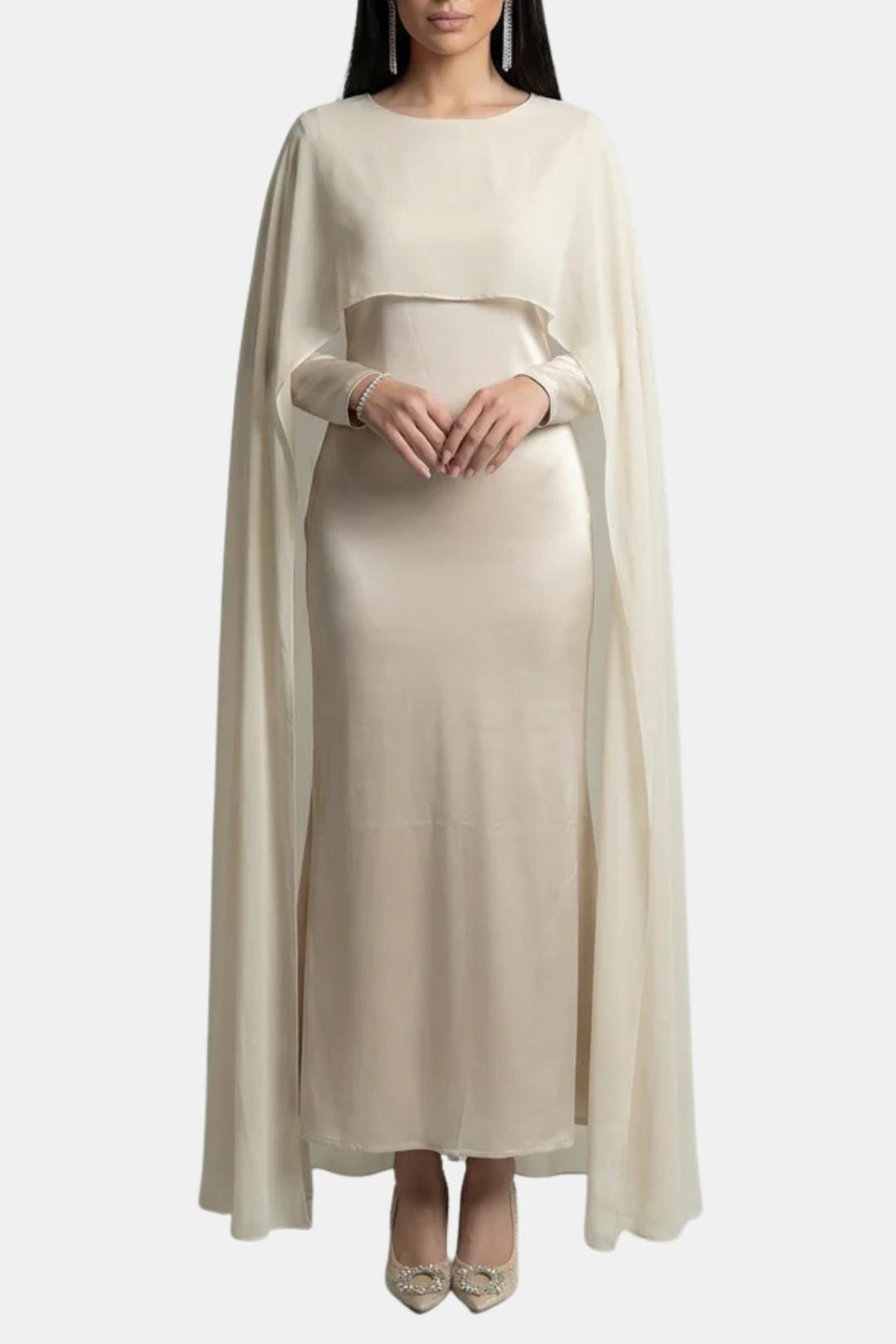 Zahiréa – Chiffonkleid mit Cape-Überwurf