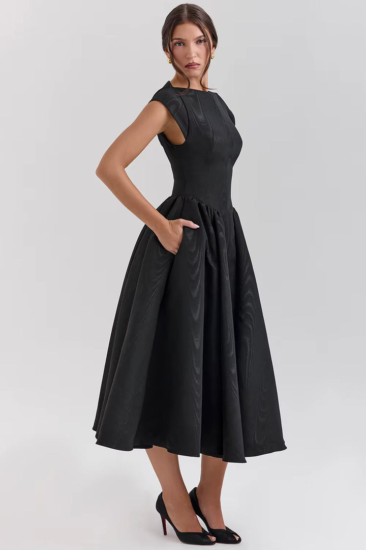 Tahlia - Midi Kleid Mit Struktur Und Cap Ärmeln