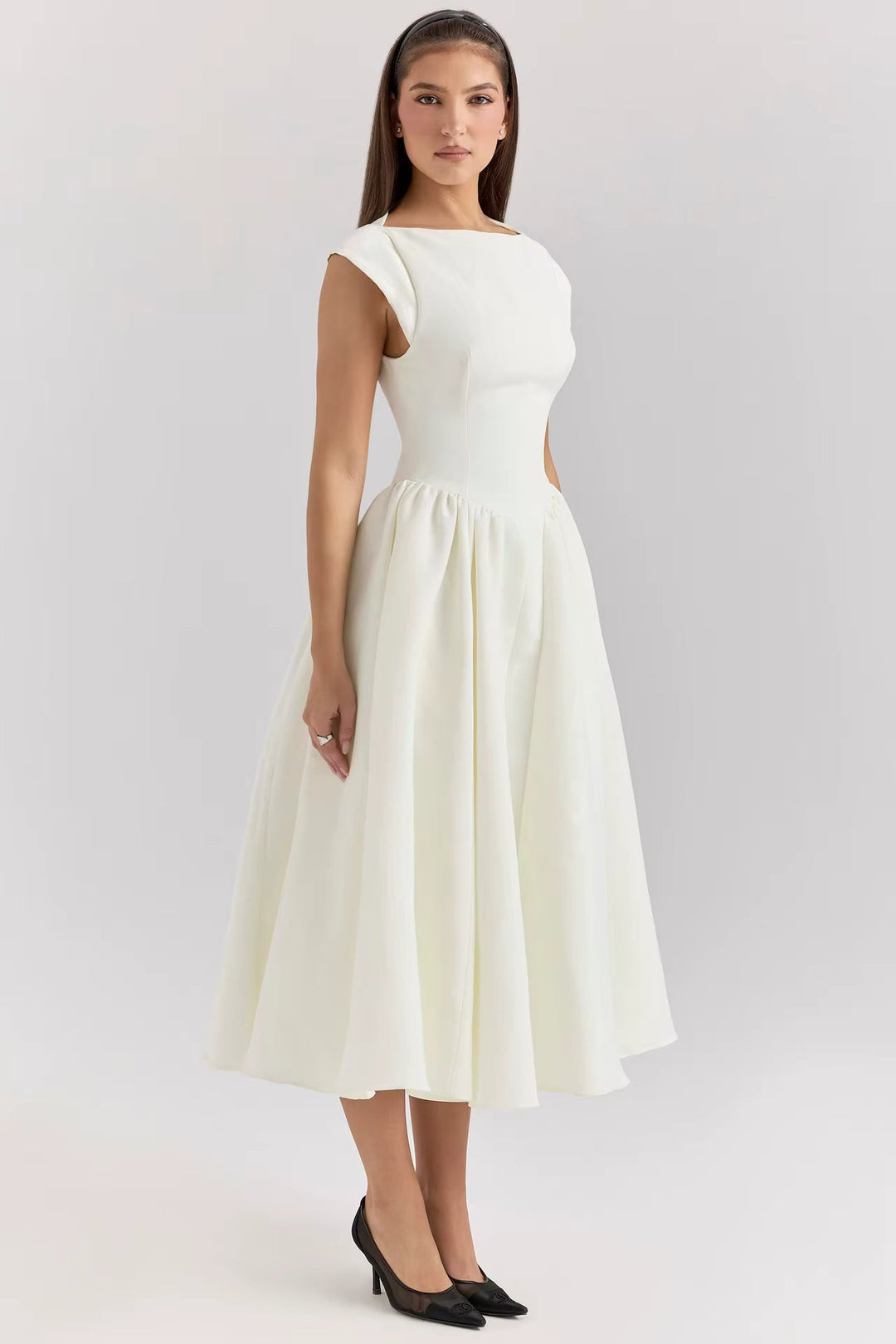 Tahlia - Midi Kleid Mit Struktur Und Cap Ärmeln