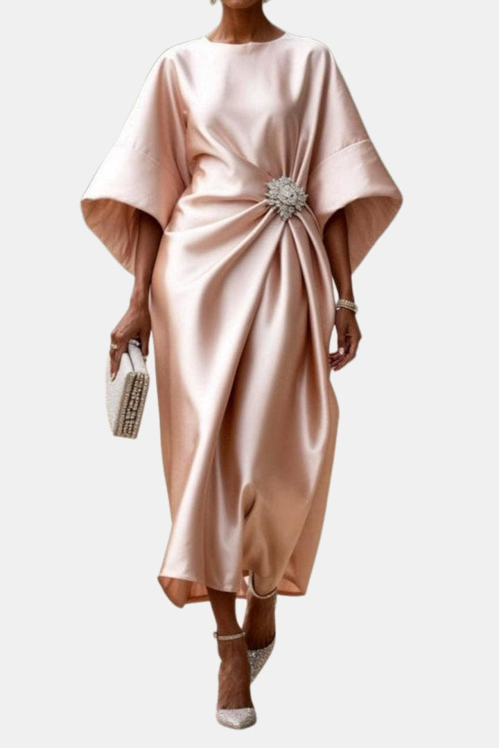 Verbera - Satin Maxi Kleid Mit Weiten Ärmeln