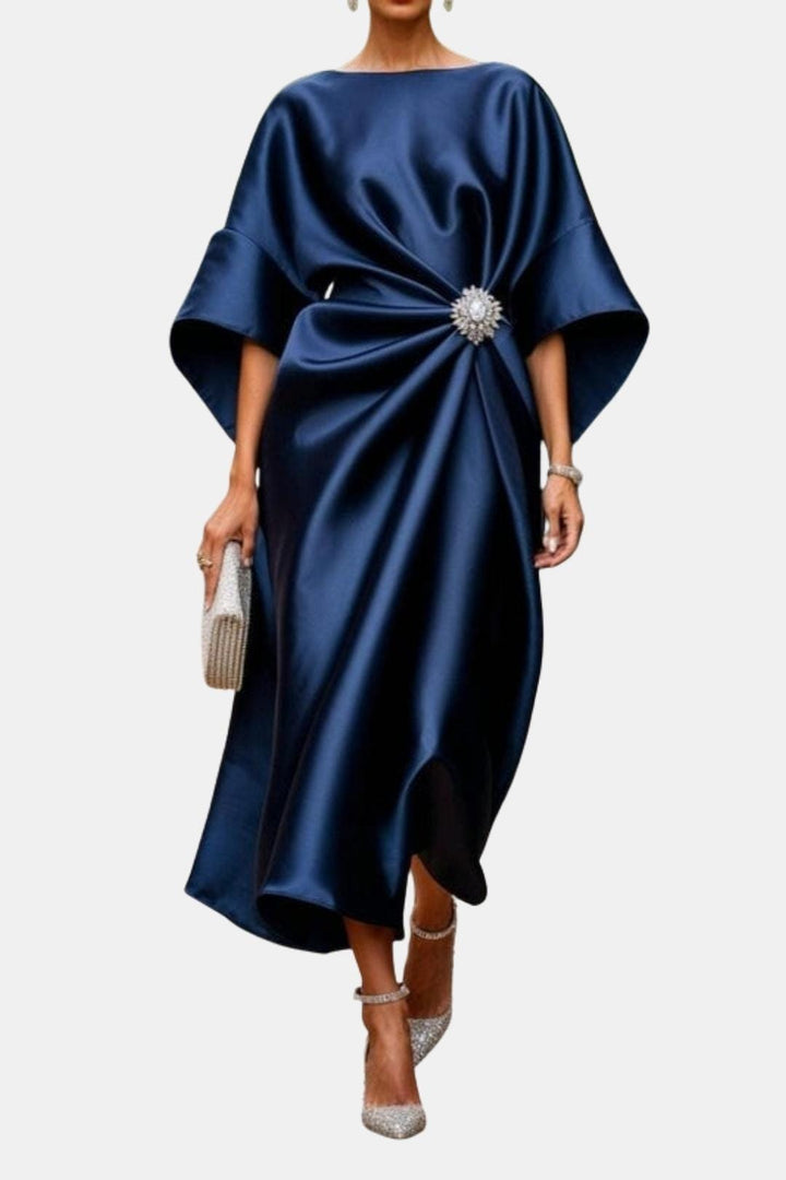 Verbera - Satin Maxi Kleid Mit Weiten Ärmeln