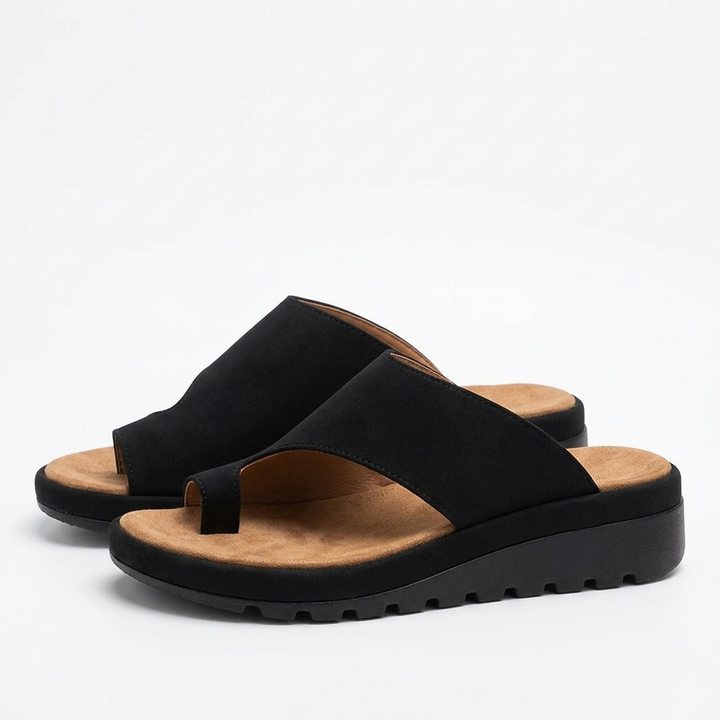 Zerlina – Zehenring Plateau Sandalen Damen