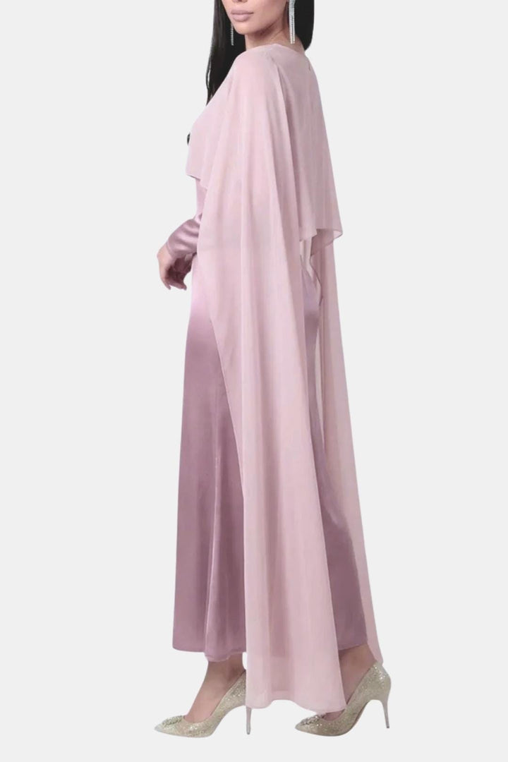 Zahiréa – Chiffonkleid mit Cape-Überwurf
