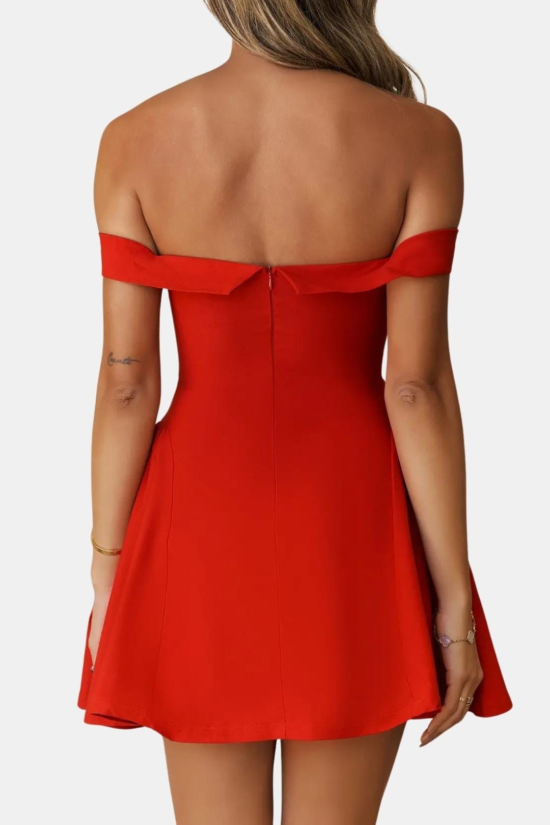 Zariya - Schulterfreies Figurbetontes Minikleid