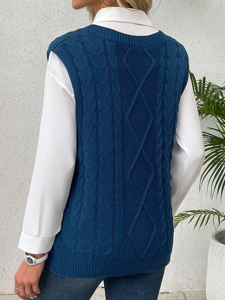 Colleen | Ärmelloser Zopfmuster-Pullover mit V-Ausschnitt - Image 42