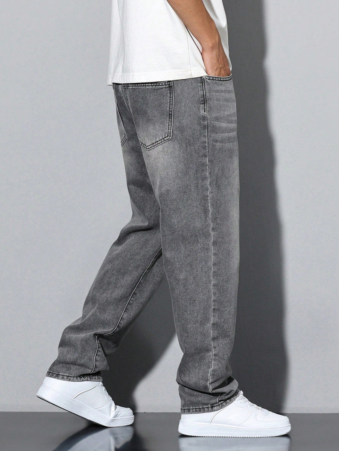 Benedikt - Men's Straight Cut Jeans
