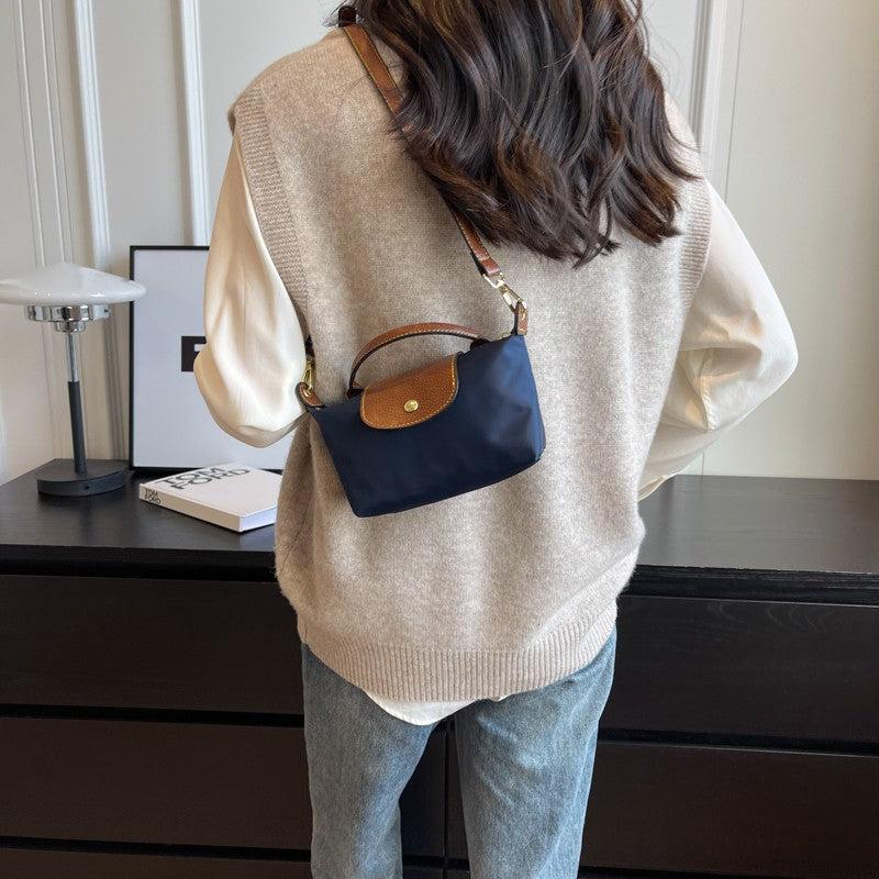 Damen Mini Crossbody Tasche Kleine Umhängetasche Kontrastklappe
