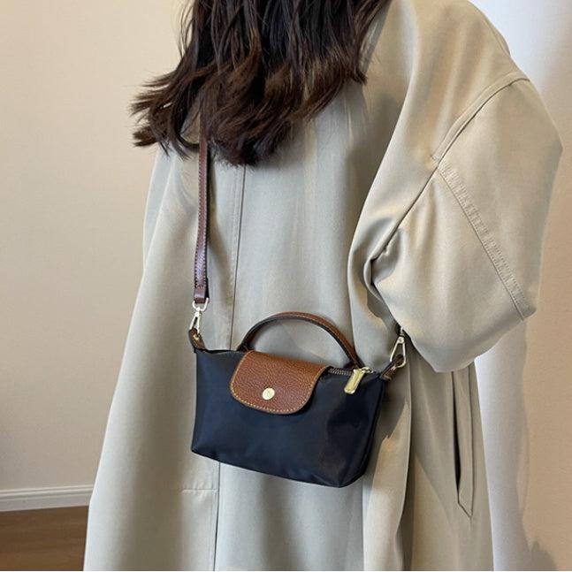 Damen Mini Crossbody Tasche Kleine Umhängetasche Kontrastklappe - Image 2