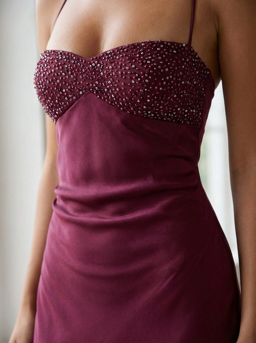 Briseis - Elegantes Perlen Halter Maxi Kleid